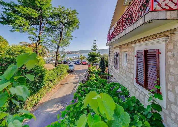 Villa P Apartments